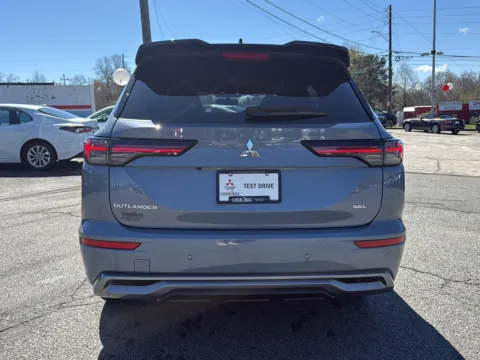 More photos of 2026 Mitsubishi Outlander SEL at Cherokee Mitsubishi, GA