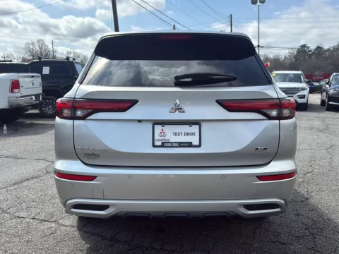 More photos of 2022 MITSUBISHI OUTLANDER at Cherokee Mitsubishi, GA