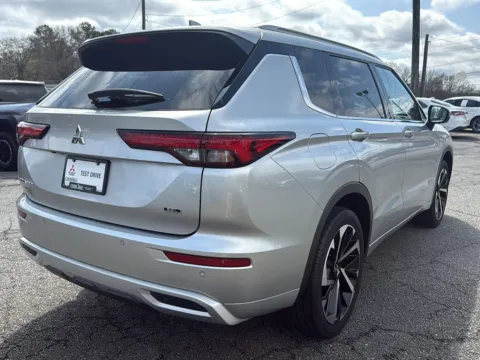 More photos of 2022 MITSUBISHI OUTLANDER at Cherokee Mitsubishi, GA