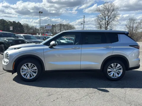 Photos of 2026 Mitsubishi Outlander ES for sale in Canton, GA at Cherokee Mitsubishi