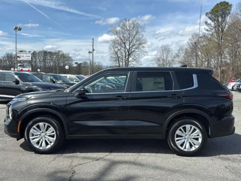 Photos of 2026 Mitsubishi Outlander ES for sale in Canton, GA at Cherokee Mitsubishi