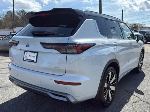 More photos of 2026 Mitsubishi Outlander SEL at Cherokee Mitsubishi, GA