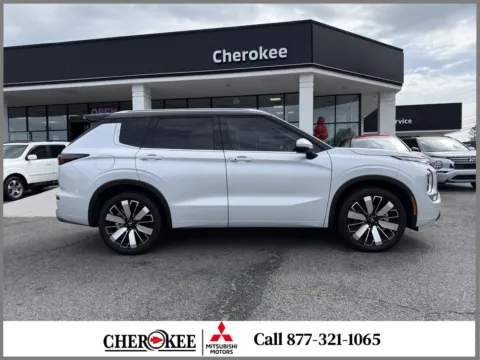 Photos of 2026 Mitsubishi Outlander SEL for sale in Canton, GA at Cherokee Mitsubishi