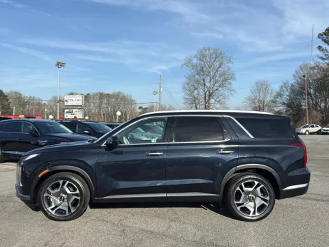 Photos of 2024 HYUNDAI PALISADE LIMITED FWD for sale in Canton, GA at Cherokee Mitsubishi