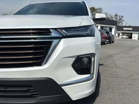 More photos of 2023 Chevrolet Traverse High Country at Cherokee Mitsubishi, GA