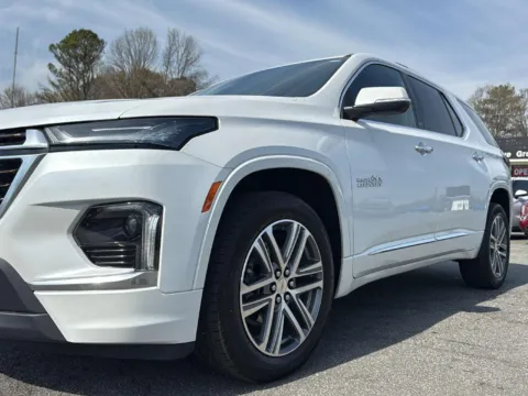 More photos of 2023 Chevrolet Traverse High Country at Cherokee Mitsubishi, GA