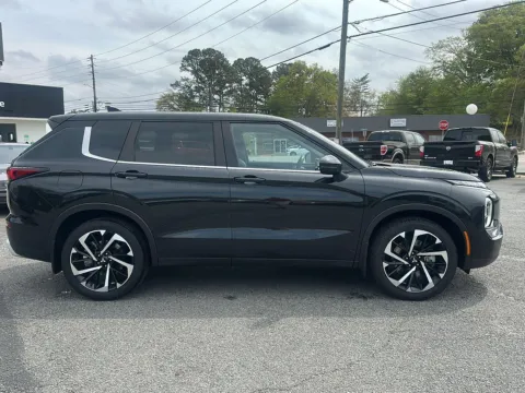 Photos of 2024 Mitsubishi Outlander SE for sale in Canton, GA at Cherokee Mitsubishi