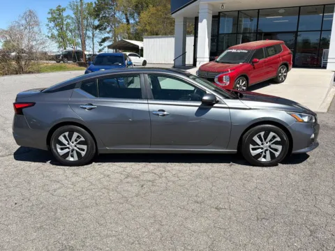 Another view of 2020 Nissan Altima 2.5 S for sale in Canton, GA at Cherokee Mitsubishi