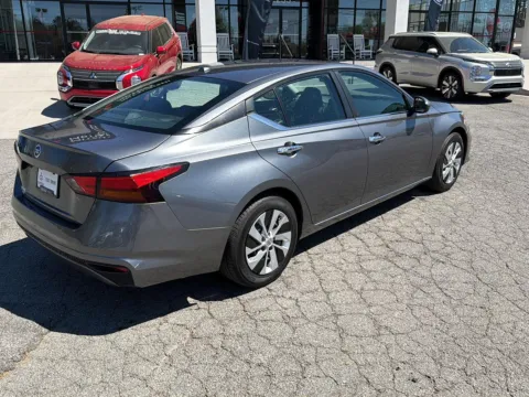 More photos of 2020 Nissan Altima 2.5 S at Cherokee Mitsubishi, GA