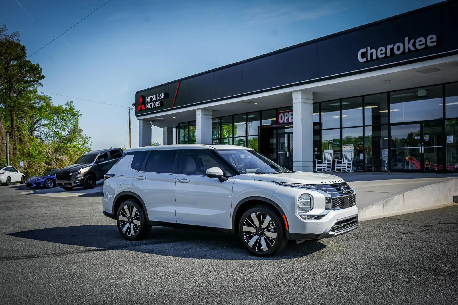 White 2026 Mitsubishi Outlander LE for sale in Canton, GA