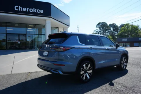 Another view of 2026 Mitsubishi Outlander SE for sale in Canton, GA at Cherokee Mitsubishi