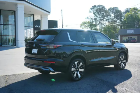 Photos of 2026 Mitsubishi Outlander SE for sale in Canton, GA at Cherokee Mitsubishi