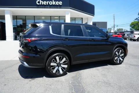 Another view of 2026 Mitsubishi Outlander SE for sale in Canton, GA at Cherokee Mitsubishi