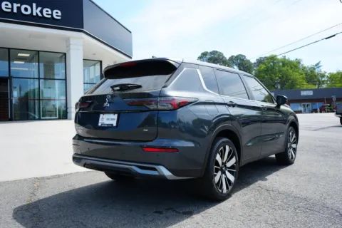 More photos of 2026 Mitsubishi Outlander SE at Cherokee Mitsubishi, GA