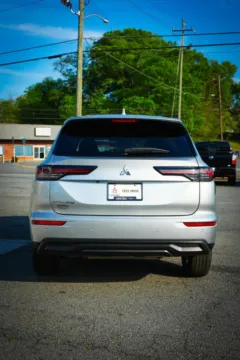 More photos of 2026 Mitsubishi Outlander ES at Cherokee Mitsubishi, GA