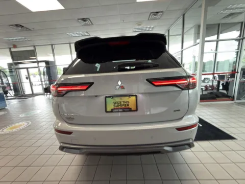 More photos of 2026 Mitsubishi Outlander SEL at Cherokee Mitsubishi, GA