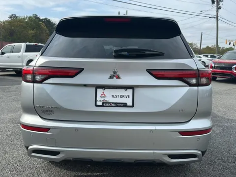 More photos of 2024 Mitsubishi Outlander SE at Cherokee Mitsubishi, GA