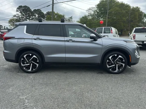 Photos of 2023 Mitsubishi Outlander SE for sale in Canton, GA at Cherokee Mitsubishi