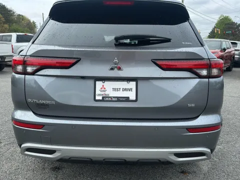 More photos of 2023 Mitsubishi Outlander SE at Cherokee Mitsubishi, GA