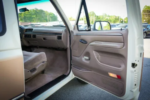 More photos of 1994 FORD F-150 SUPERCAB 139 WB at Cherokee Mitsubishi, GA