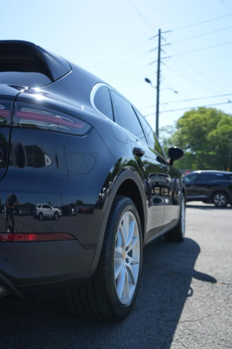 2021 Porsche Cayenne S - Photo 12