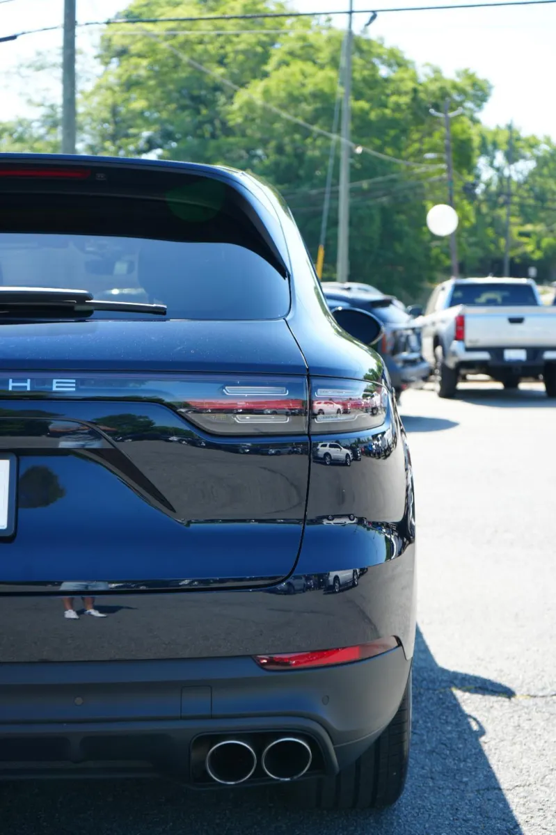 2021 Porsche Cayenne S - Photo 13