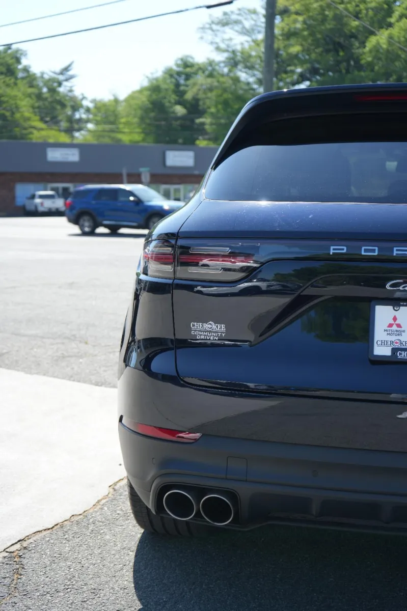 2021 Porsche Cayenne S - Photo 14