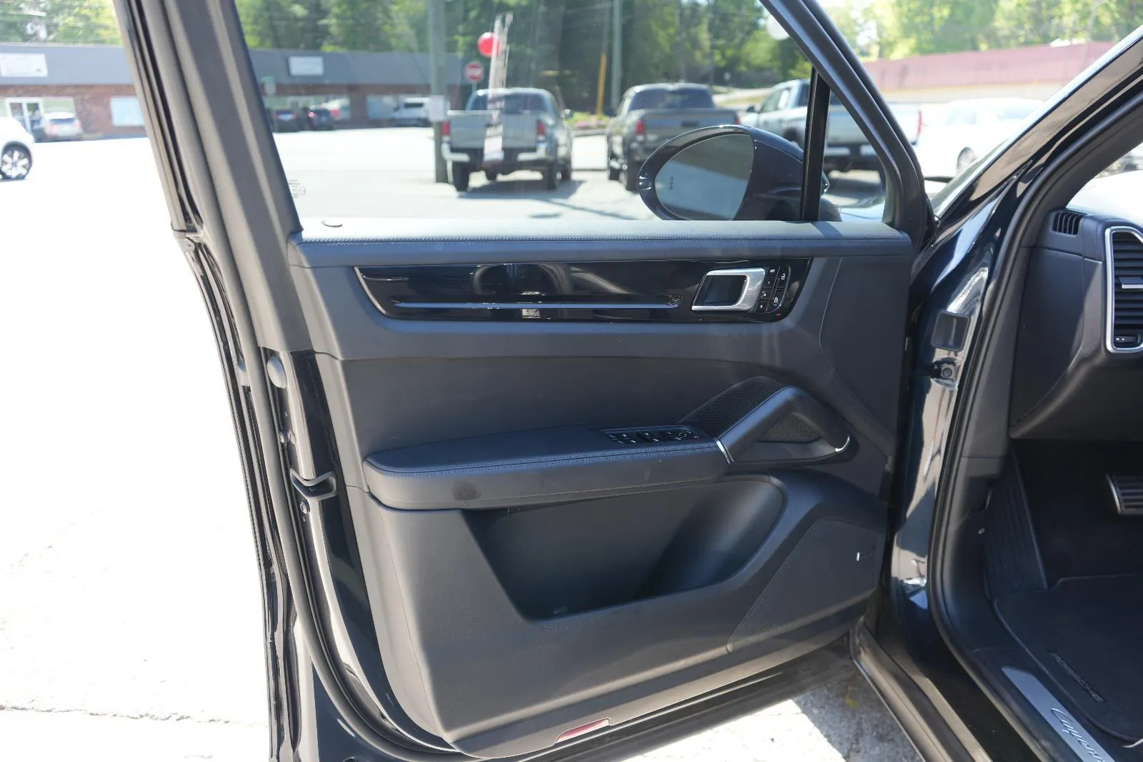 2021 Porsche Cayenne S - Photo 42