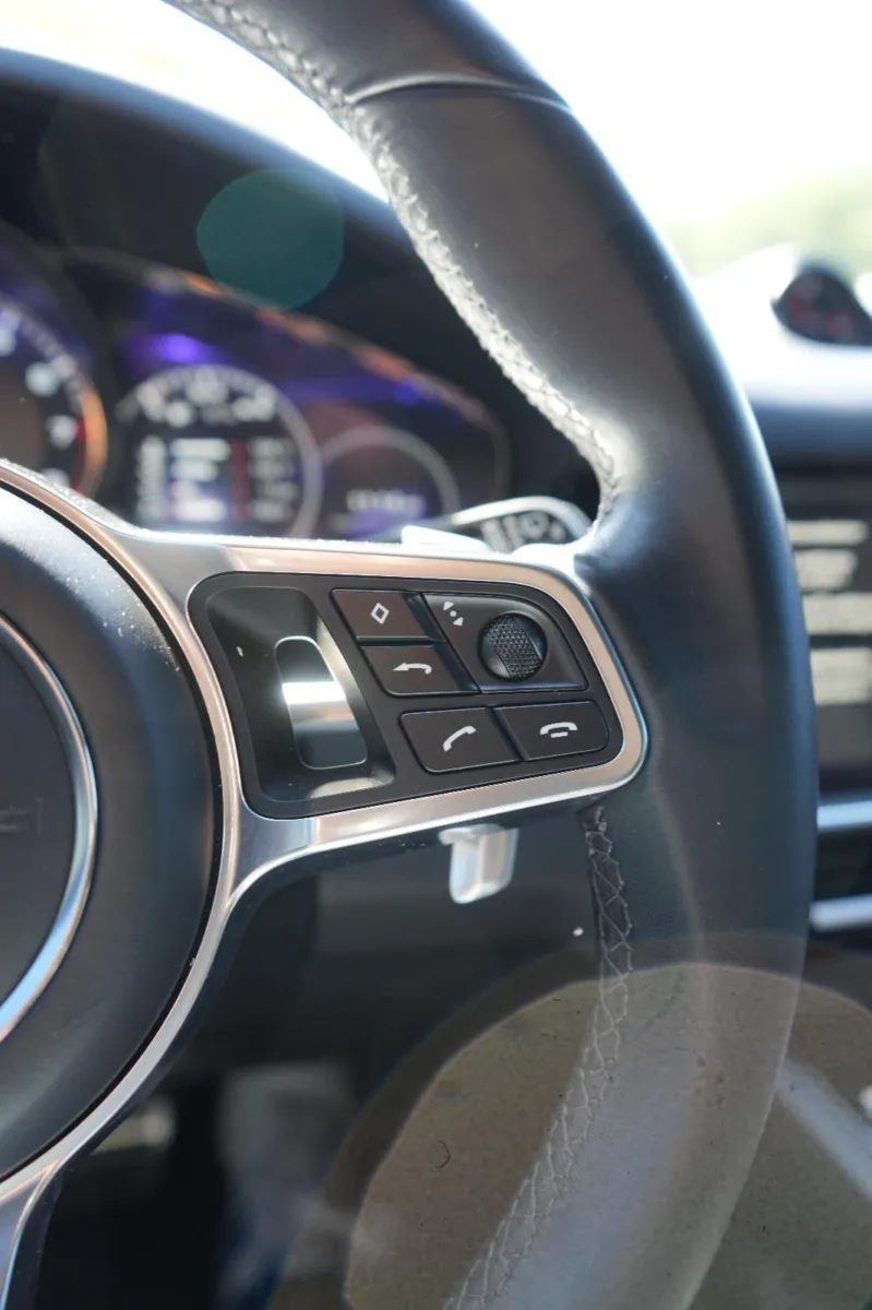 2021 Porsche Cayenne S - Photo 54