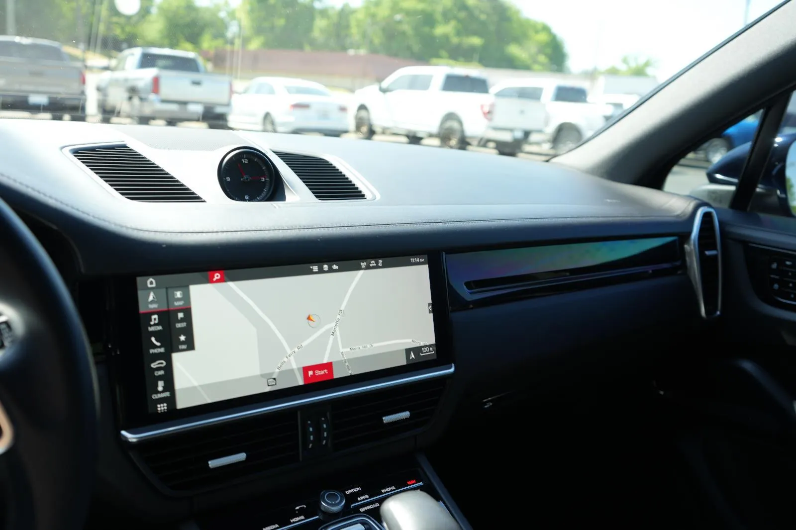 2021 Porsche Cayenne S - Photo 57