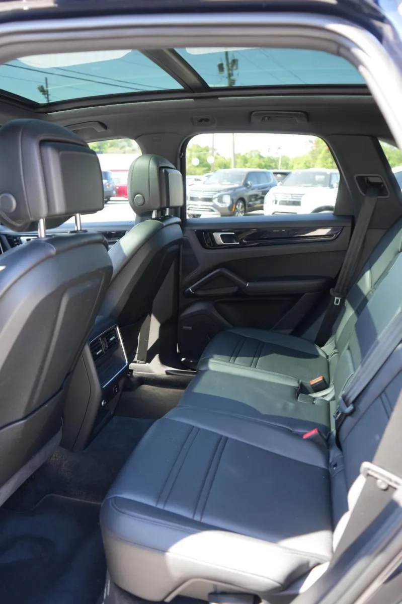 2021 Porsche Cayenne S - Photo 65