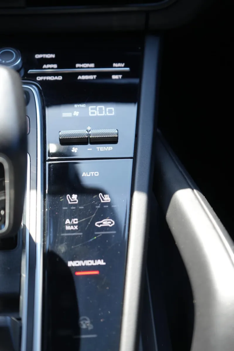 2021 Porsche Cayenne S - Photo 77