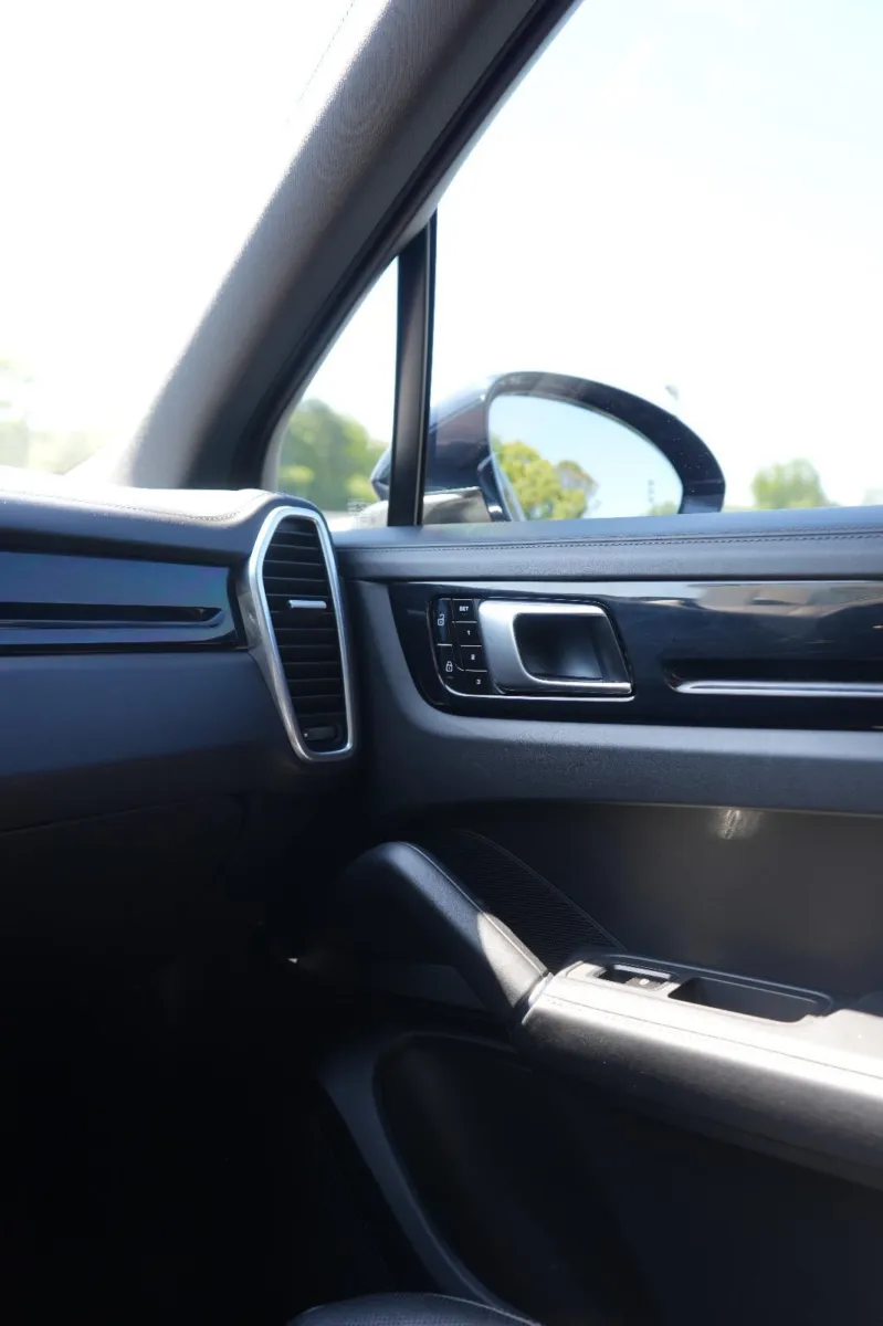2021 Porsche Cayenne S - Photo 84