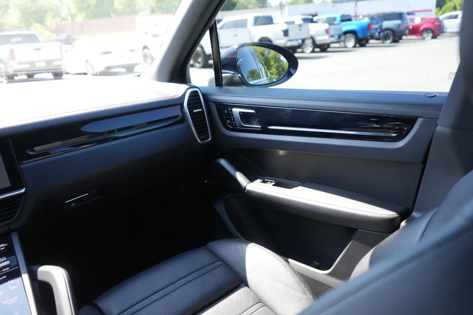 2021 Porsche Cayenne S - Photo 85