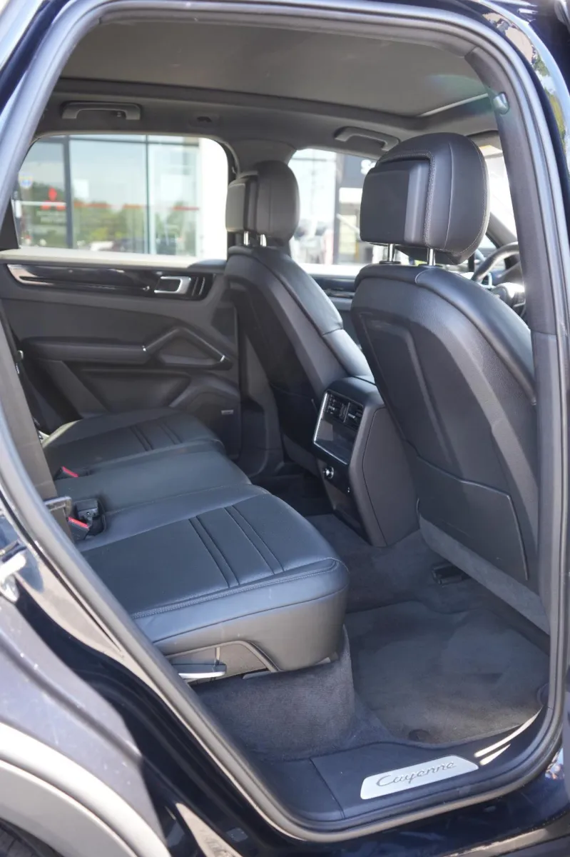 2021 Porsche Cayenne S - Photo 97