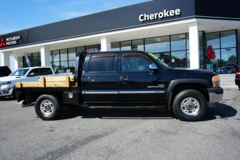 Another view of 2001 GMC Sierra 2500HD SLE for sale in Canton, GA at Cherokee Mitsubishi