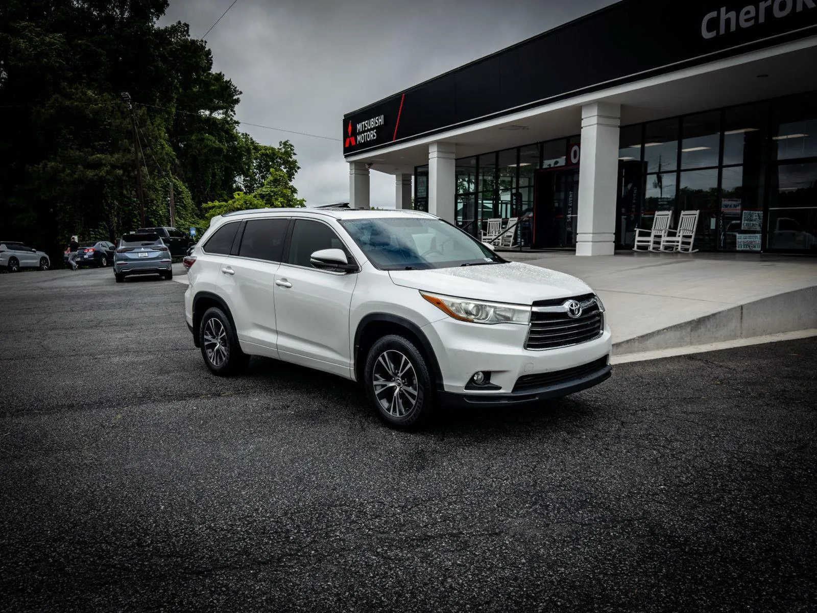 Used 2016 Toyota Highlander XLE with VIN 5TDJKRFH4GS262904 for sale in Canton, GA
