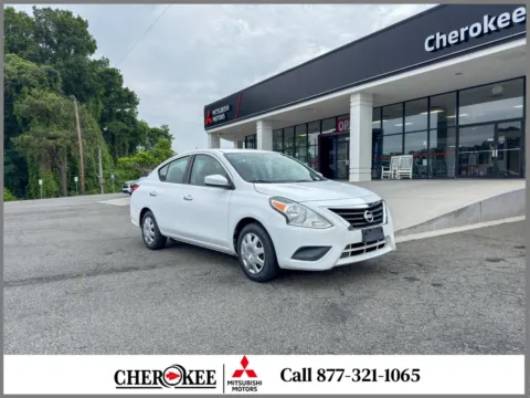 White 2019 Nissan Versa Sedan SV for sale in Canton, GA