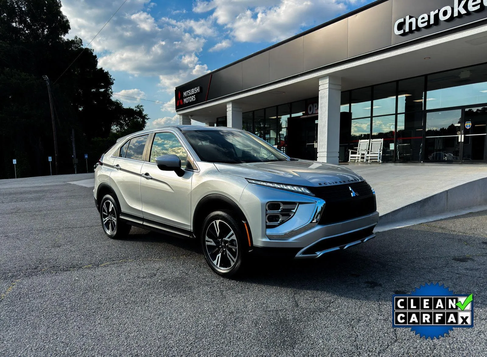 2024 Mitsubishi Eclipse Cross SE S-AWC's photo