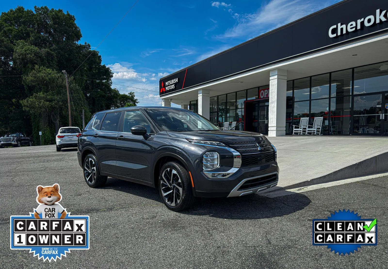 2024 Mitsubishi Outlander SE 2WD's photo