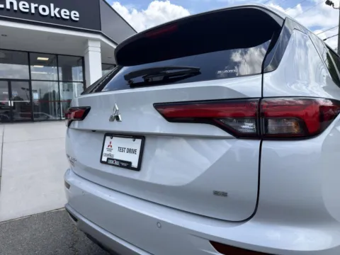 More photos of 2024 MITSUBISHI OUTLANDER SE S-AWC at Cherokee Mitsubishi, GA