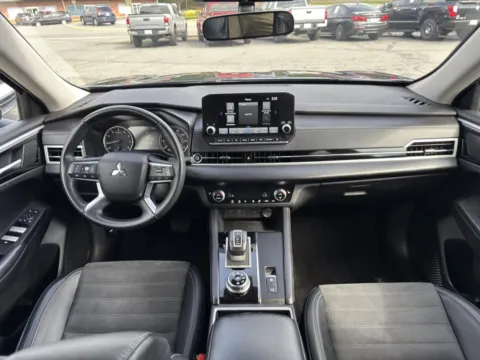 More photos of 2024 MITSUBISHI OUTLANDER SE S-AWC at Cherokee Mitsubishi, GA
