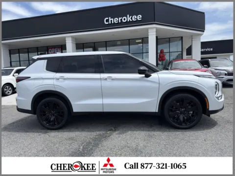 Photos of 2026 Mitsubishi Outlander LE for sale in Canton, GA at Cherokee Mitsubishi