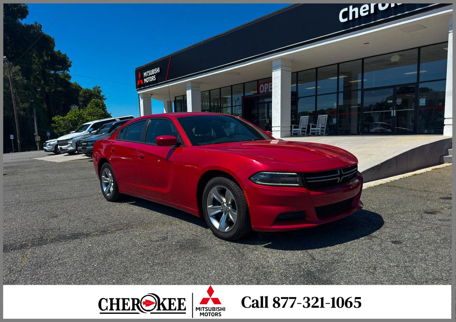 2015 Dodge Charger SE's photo
