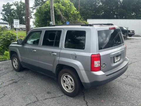 More photos of 2016 Jeep Patriot Sport at Cherokee Mitsubishi, GA