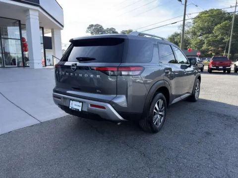 More photos of 2025 Nissan Pathfinder SL at Cherokee Mitsubishi, GA