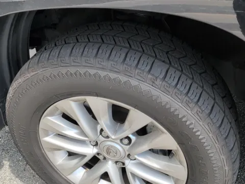 More photos of 2021 Lexus GX 460 Premium at Cherokee Mitsubishi, GA
