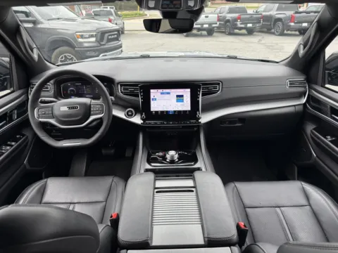 More photos of 2023 Jeep Wagoneer Series II Carbide at Cherokee Mitsubishi, GA