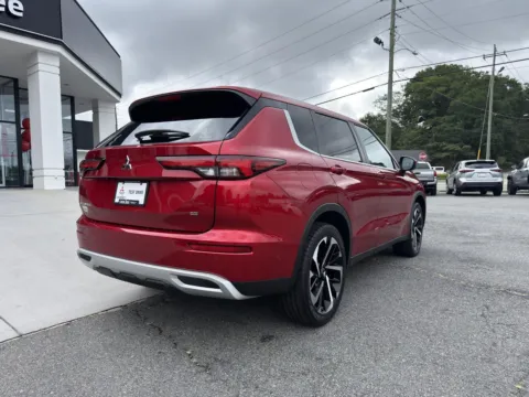 More photos of 2024 MITSUBISHI OUTLANDER SE S-AWC at Cherokee Mitsubishi, GA