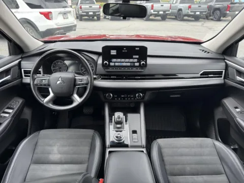 More photos of 2024 MITSUBISHI OUTLANDER SE S-AWC at Cherokee Mitsubishi, GA